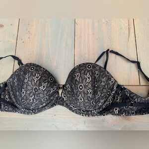 Victoria's Secret ‘Very Sexy’ Black and Beige Lace Bra